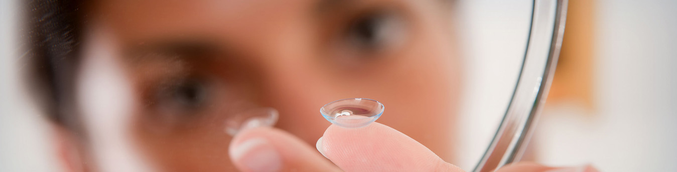 contact-lens-wearers-eye-problems-banner